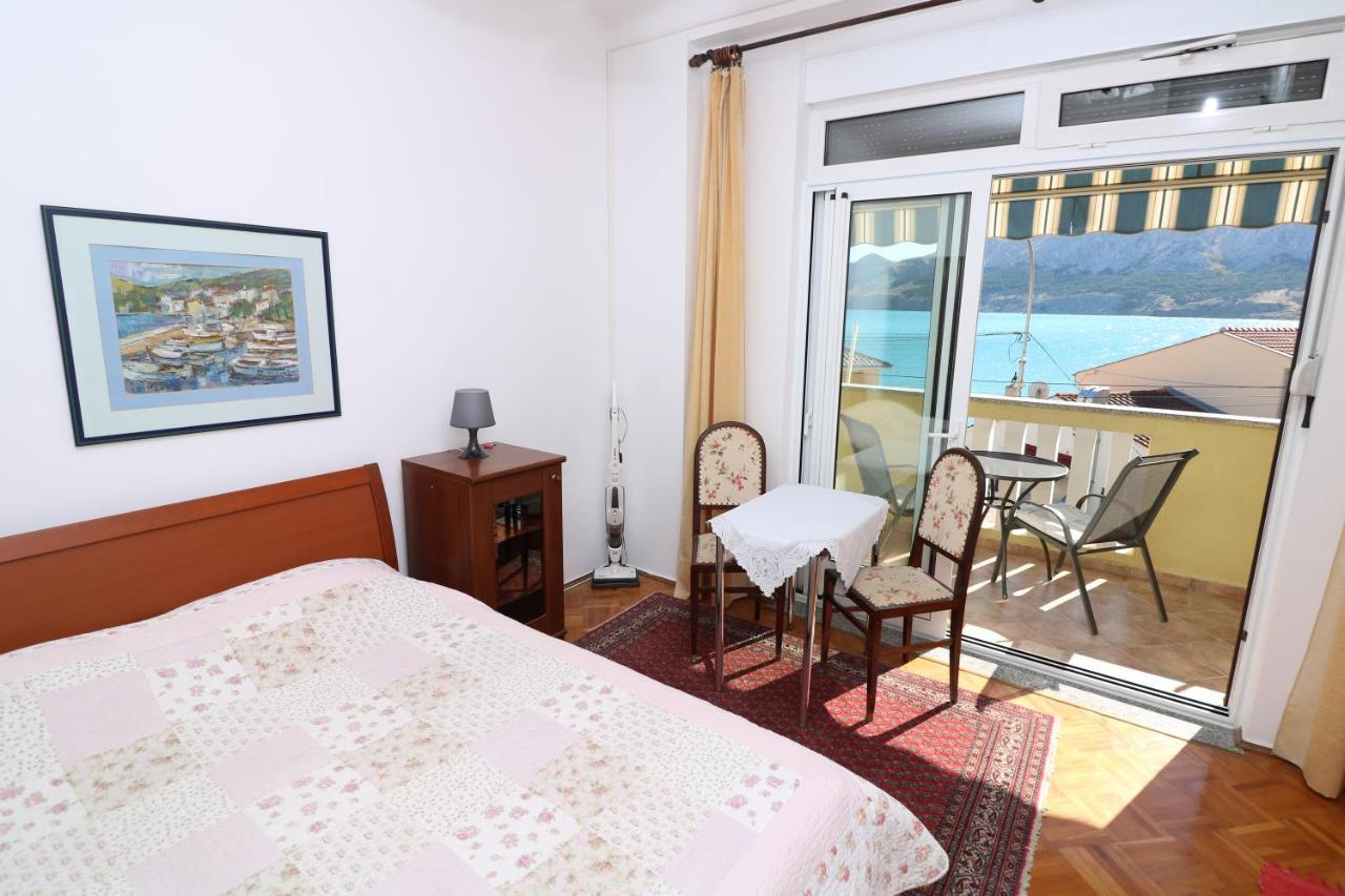 Studio Apartments Cavrak With Terrace Baska  Room photo