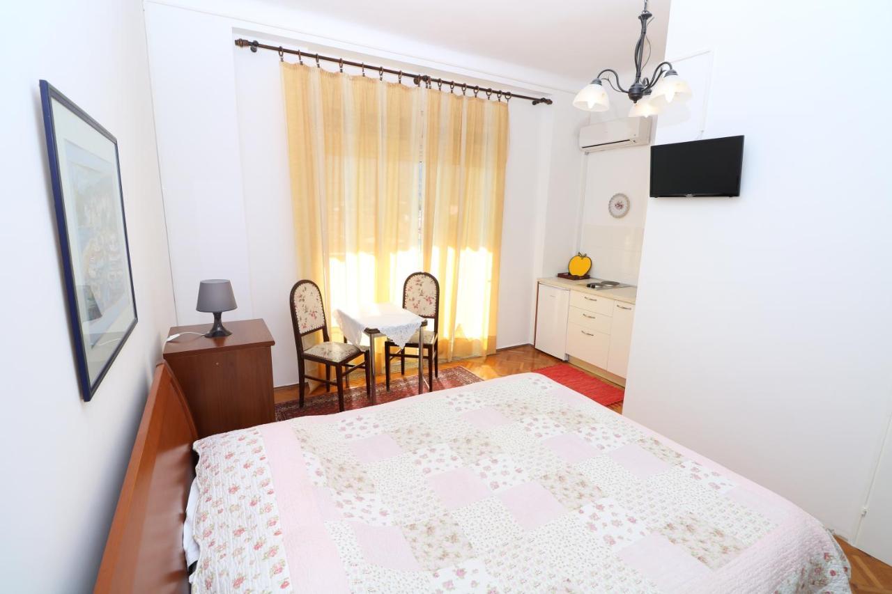 Studio Apartments Cavrak With Terrace Baska  Exterior photo